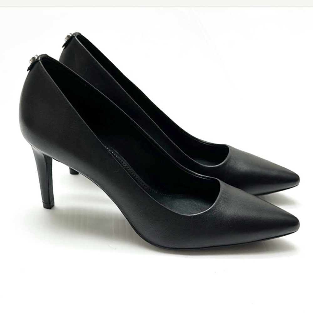 Michael Kors Dorothy Flex Pump Black Leather Pointed Toe Heels Size 6.5